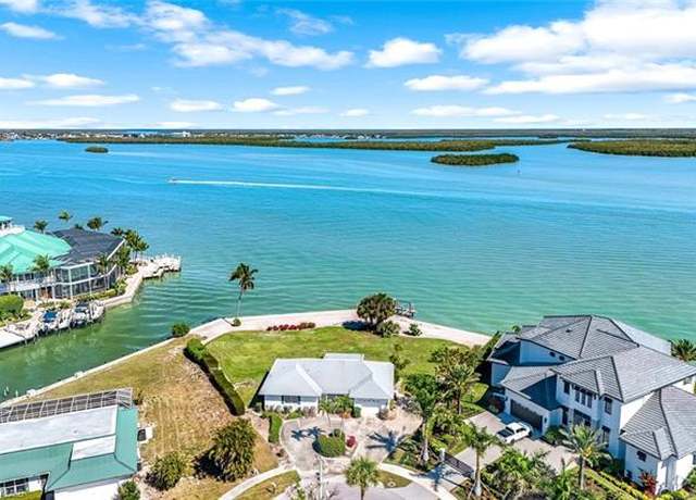 Property at 980 Iris Ct, Marco Island, FL 34145, 3 beds, 2 baths