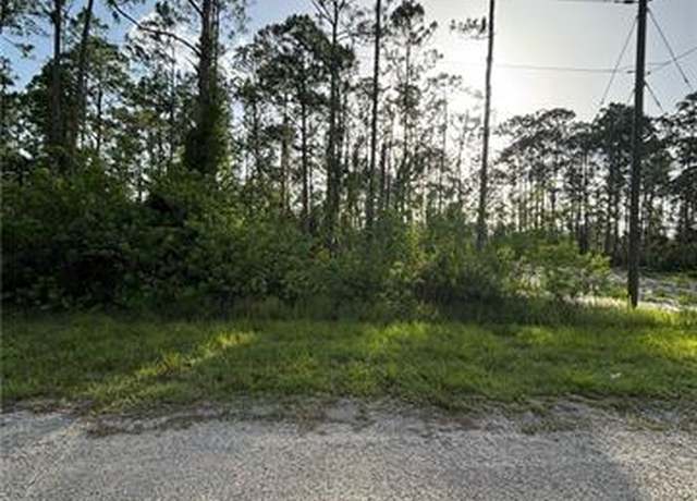 Property at 1905 Tobias St, Lehigh Acres, FL 33972