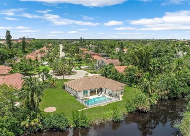 Property at 27164 Edenbridge Ct, Bonita Springs, FL 34135, 3 beds, 2 baths