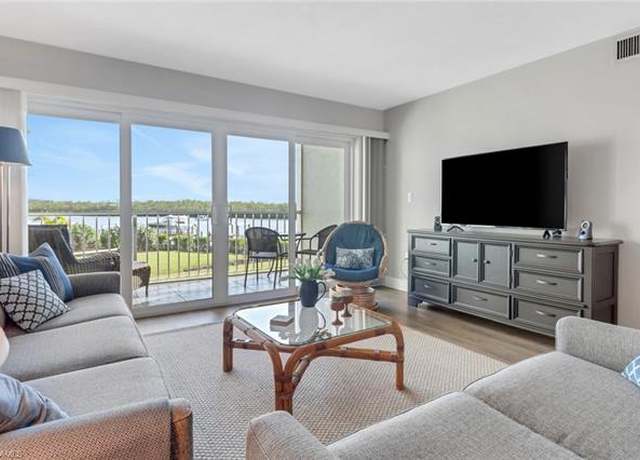 Property at 309 Goodlette-frank Rd S Unit A305, Naples, FL 34102, 2 beds, 2 baths