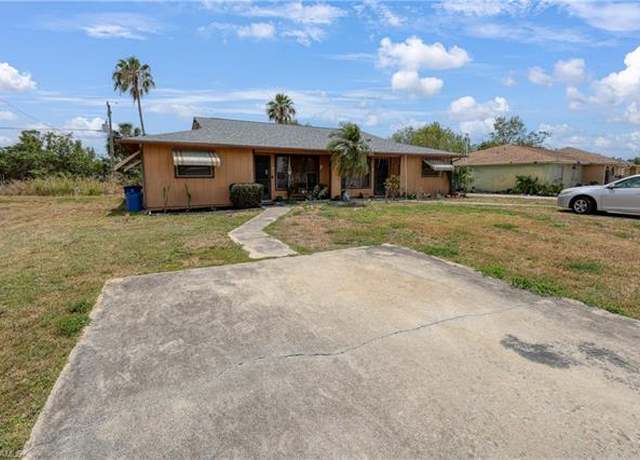 Property at 7494/7496 Carrier Rd, Fort Myers, FL 33967, 6 beds, 4 baths