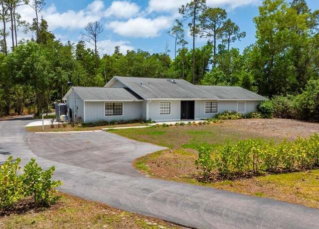 Property at 6800 Bottlebrush Ln, Naples, FL 34109, 4 beds, 3.5 baths