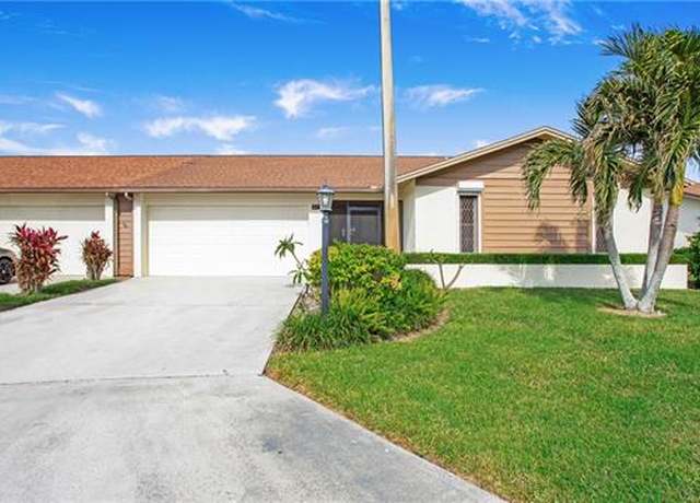 Property at 319 Reynolds Ct Unit M12, Naples, FL 34112, 2 beds, 2 baths