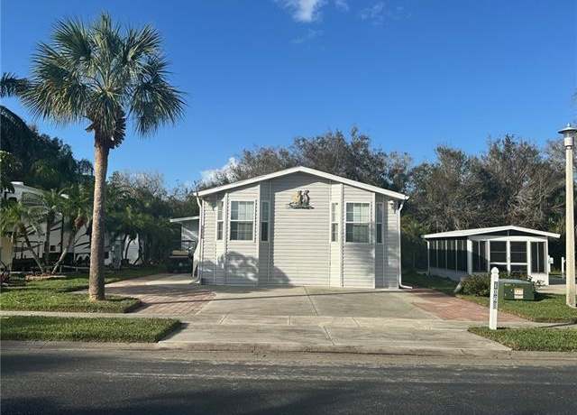 Property at 1028 Diamond Lake Cir, Naples, FL 34114, 2 beds, 2 baths