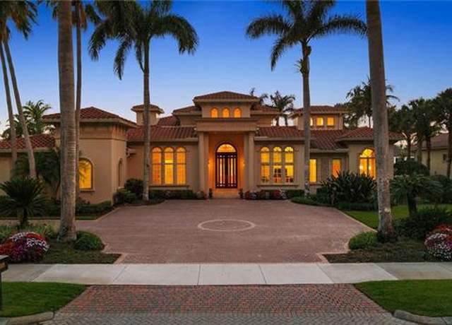 Property at 6387 Highcroft Dr, Naples, FL 34119, 4 beds, 5.5 baths