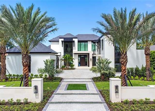 Property at 3300 Gin Ln, Naples, FL 34102, 5 beds, 7.5 baths