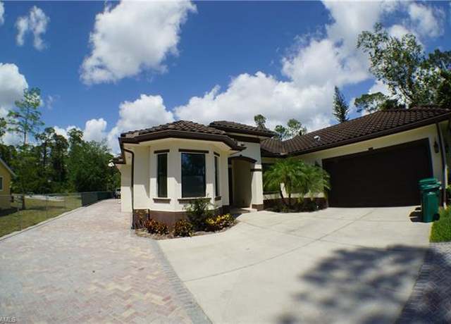 Property at 3393 21st Ave SW, Naples, FL 34117, 4 beds, 3.5 baths