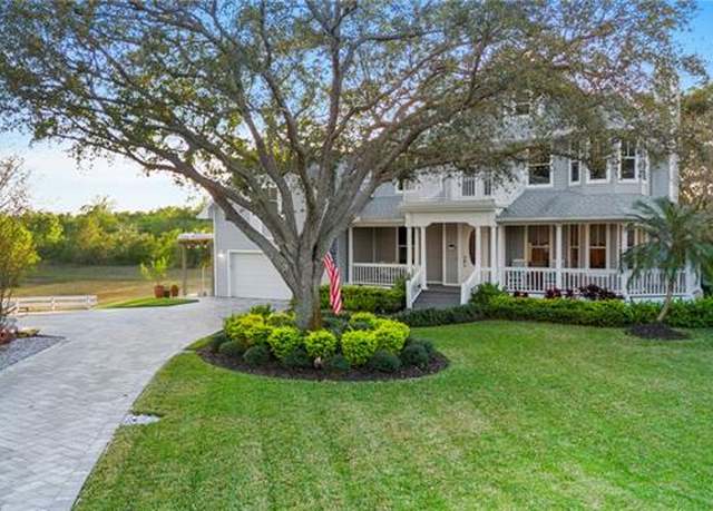 Property at 1495 Gordon River Ln, Naples, FL 34104, 4 beds, 3 baths