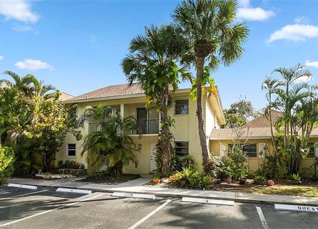 Property at 1201 Solana Rd #3, Naples, FL 34103, 2 beds, 2.5 baths