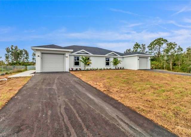 Property at 912-914 Ainsworth St W, Lehigh Acres, FL 33974, 6 beds, 4 baths