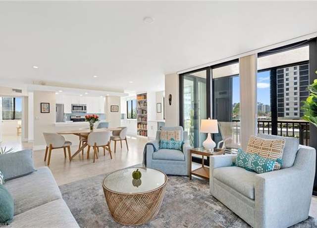 Property at 17 Bluebill Ave #101, Naples, FL 34108, 2 beds, 2 baths
