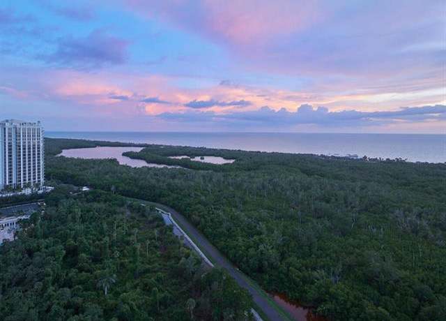 Property at 7225 Pelican Bay Blvd #2205, Naples, FL 34108, 3 beds, 3.5 baths