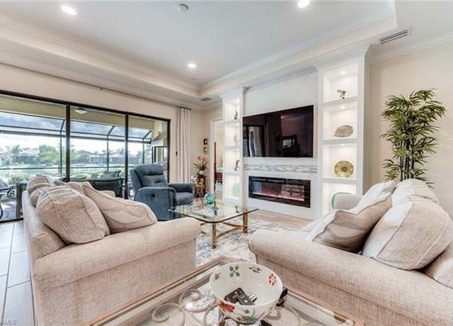 Property at 28041 Wicklow Ct, Bonita Springs, FL 34135, 4 beds, 2 baths