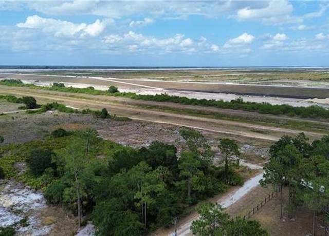 Property at 7572 22nd Ter, Labelle, FL 33935