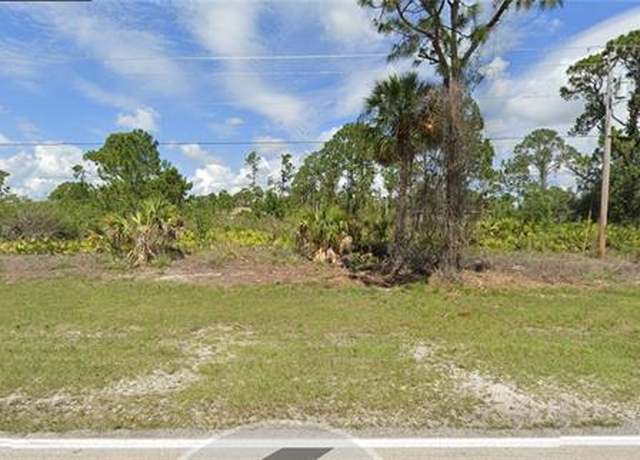 Property at 462 Columbus Blvd S, Lehigh Acres, FL 33974
