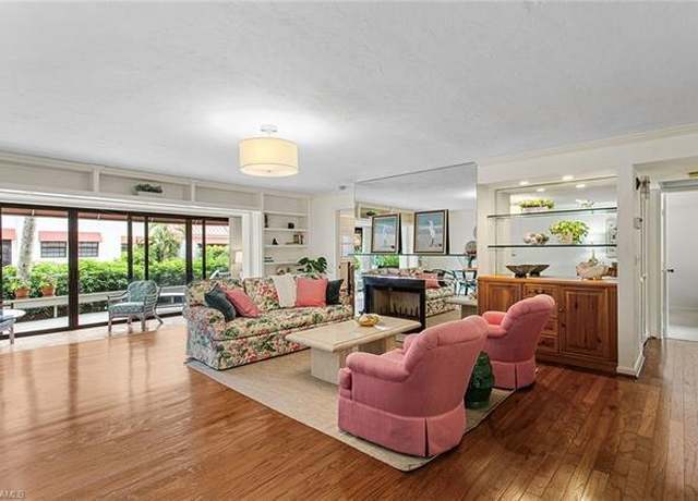 Property at 525 Serendipity Dr #525, Naples, FL 34108, 2 beds, 2 baths