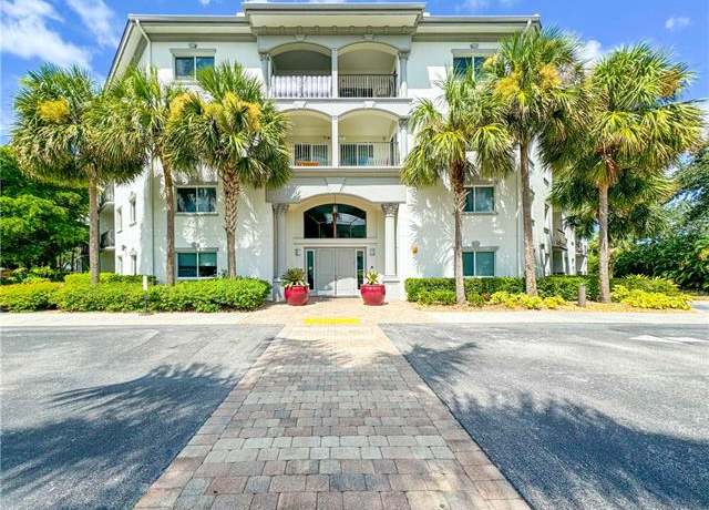 Property at 1100 Pine Ridge Rd Unit B106, Naples, FL 34108, 2 beds, 2 baths