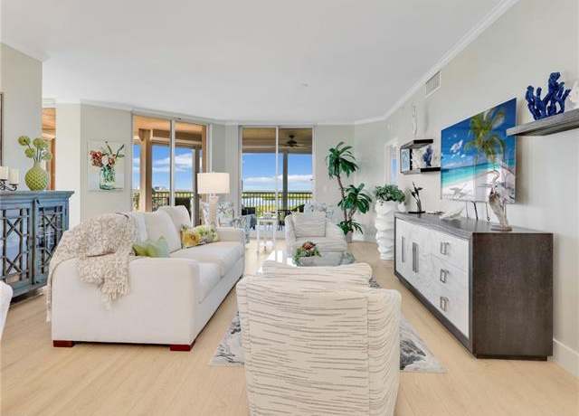 Property at 1001 Arbor Lake Dr #501, Naples, FL 34110, 3 beds, 2.5 baths