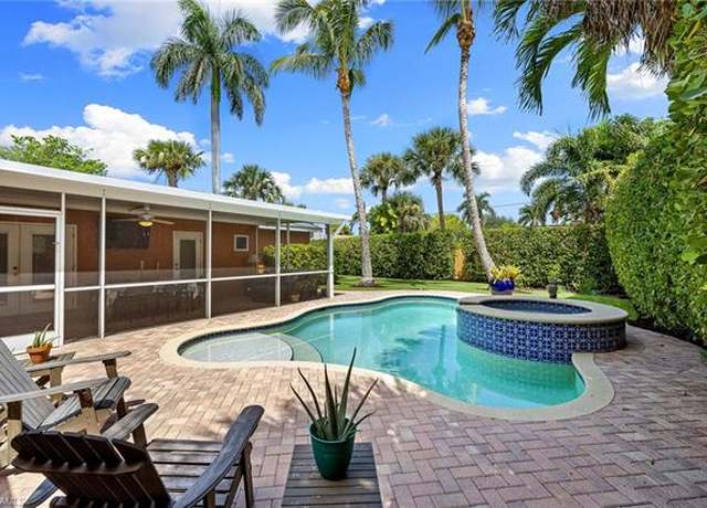 Property at 1233 12th Ave N, Naples, FL 34102, 4 beds, 3 baths