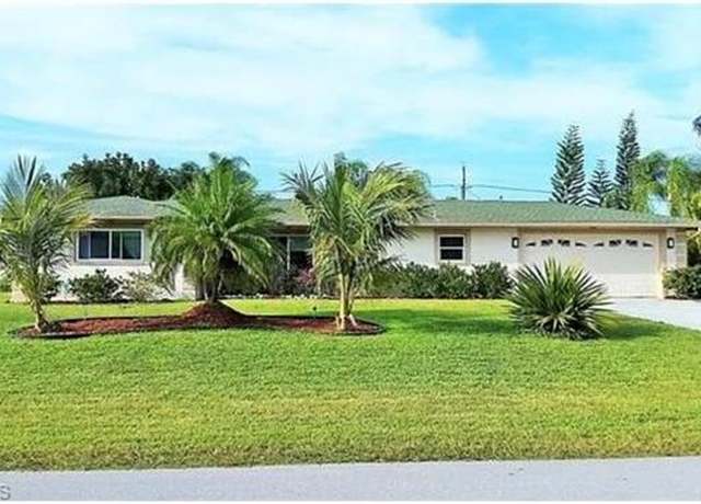 Property at 115 Willoughby Dr, Naples, FL 34110, 3 beds, 2 baths