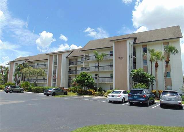 Property at 1520 Imperial Golf Course Blvd #225, Naples, FL 34110, 2 beds, 2 baths