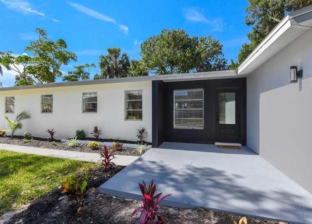 Property at 4941 Aztec Cir, Naples, FL 34112, 2 beds, 2 baths