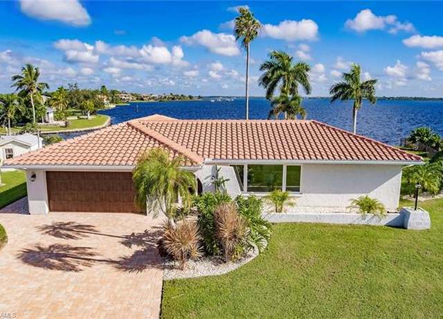 Property at 12508 Bacchus Rd, Port Charlotte, FL 33981, 3 beds, 3 baths