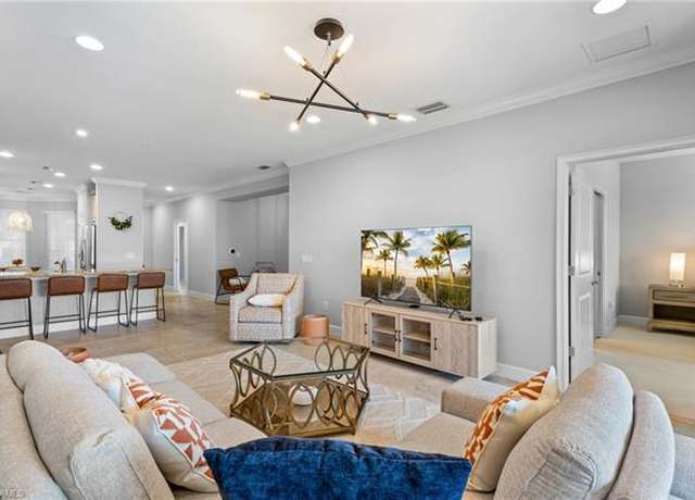 Property at 9420 Benvenuto Ct Unit 1-103, Naples, FL 34119, 2 beds, 2 baths
