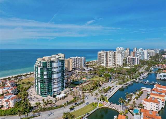 Property at 3971 Gulf Shore Blvd N #505, Naples, FL 34103, 2 beds, 3 baths