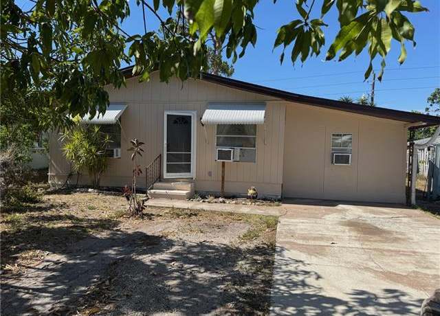Property at 5317 Dixie Dr, Naples, FL 34113, 3 beds, 1.5 baths