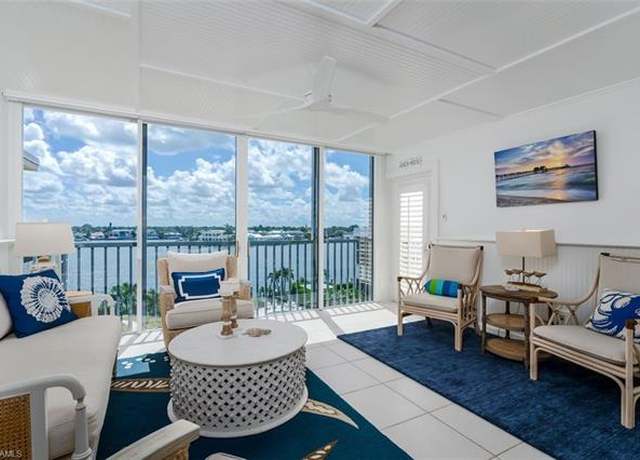 Property at 3450 Gulf Shore Blvd N #507, Naples, FL 34103, 3 beds, 2 baths