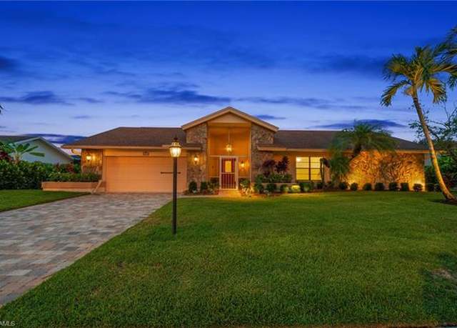 Property at 1203 Foxfire Ln, Naples, FL 34104, 3 beds, 3 baths