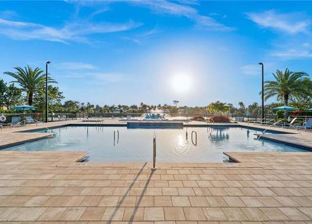 Property at 4558 Arboretum Cir #103, Naples, FL 34112, 3 beds, 2.5 baths