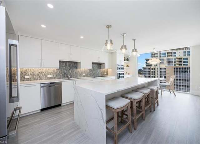Property at 4401 Gulf Shore Blvd N #1606, Naples, FL 34103, 3 beds, 2 baths