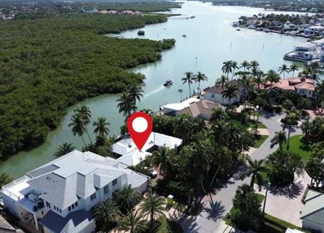 Property at 2195 Sheepshead Dr, Naples, FL 34102, 3 beds, 3 baths