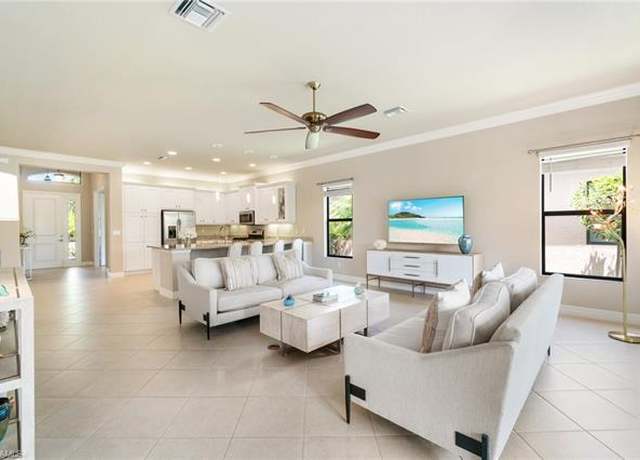Property at 4554 Luminary Ave, Naples, FL 34119, 2 beds, 2 baths