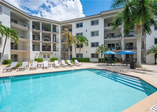 Property at 1100 Pine Ridge Rd #400, Naples, FL 34108, 2 beds, 2 baths