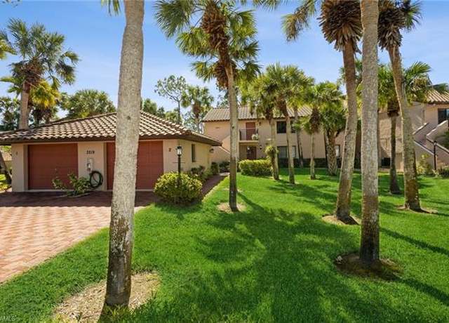 Property at 3219 Horse Carriage Way #2, Naples, FL 34105, 2 beds, 2 baths