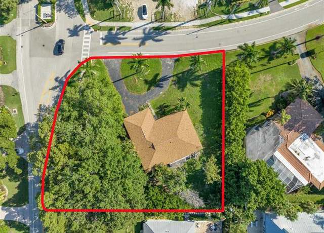 Photo of 444 Orchid Rd, Naples, FL 34102