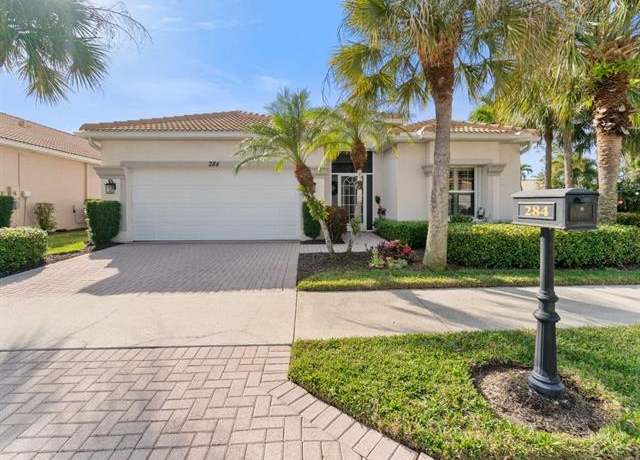 Property at 284 Glen Eagle Cir, Naples, FL 34104, 2 beds, 2 baths