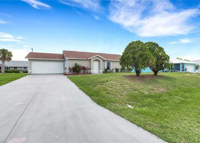 Property at 4535 SW 15th Pl, Cape Coral, FL 33914, 3 beds, 2 baths