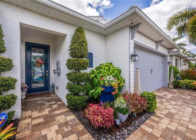 Property at 28268 Seasons Tide Ave, Bonita Springs, FL 34135, 3 beds, 2 baths