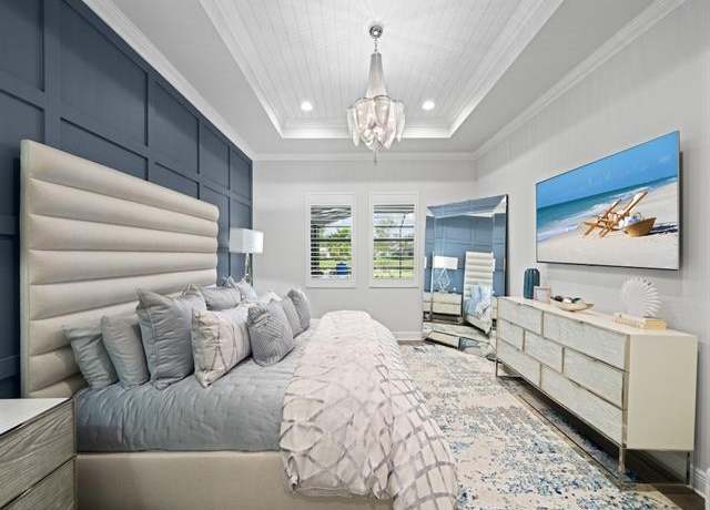 Property at 2155 Antigua Ln, Naples, FL 34120, 4 beds, 3.5 baths