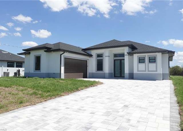 Property at 224 Preston St, Lehigh Acres, FL 33974, 3 beds, 2 baths