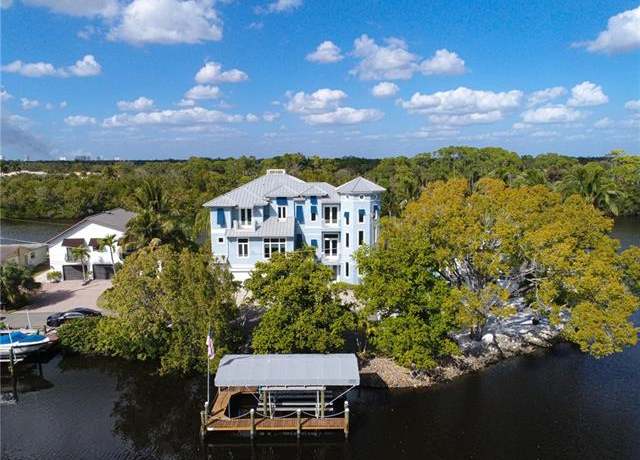 Property at 3890 Aloha Ln, Bonita Springs, FL 34134, 5 beds, 6.5 baths