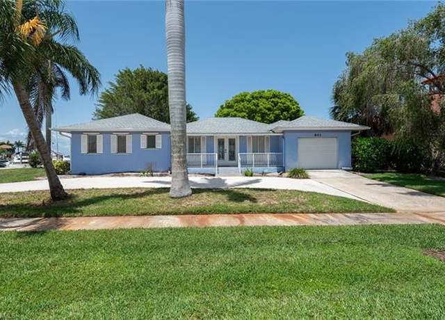 Property at 843 Buttonwood Ct, Marco Island, FL 34145, 3 beds, 2 baths