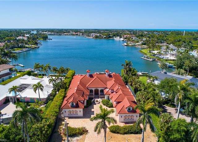 Property at 600 Galleon Dr, Naples, FL 34102, 5 beds, 7.5 baths