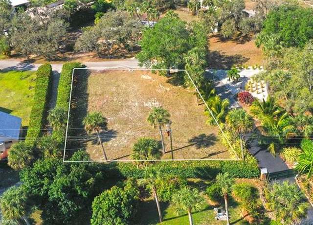 Property at 27591 Grove Rd, Bonita Springs, FL 34135