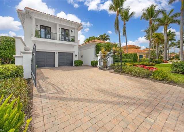 Property at 2749 Medallist Ln, Naples, FL 34109, 5 beds, 4.5 baths