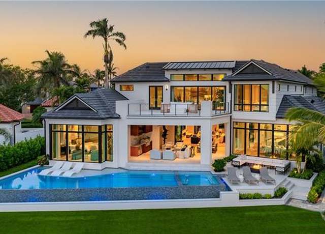 Property at 3131 Gin Ln, Naples, FL 34102, 5 beds, 6 baths